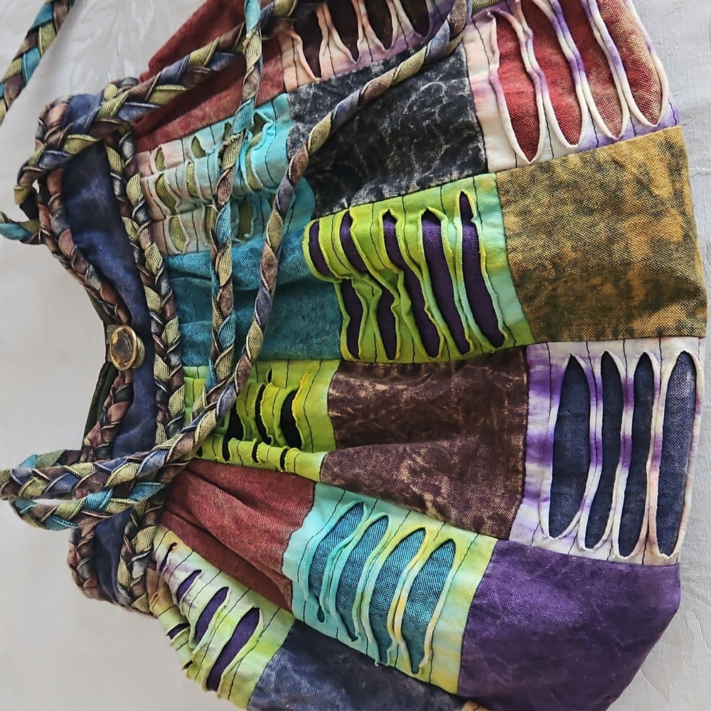 Rising International Hobo Shoulder Bag. - Picture 2 of 13